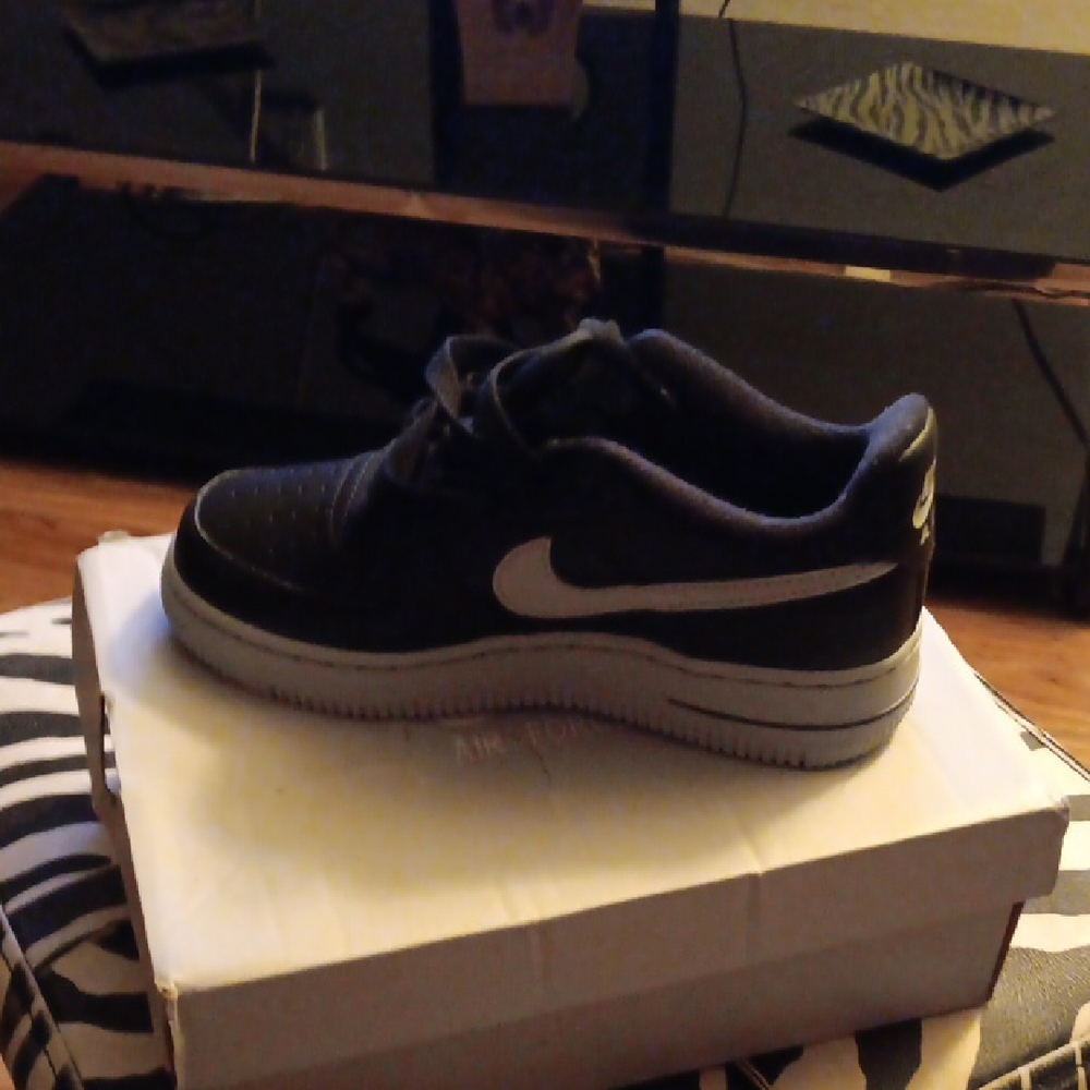Nike Black and Gray Sneakers
